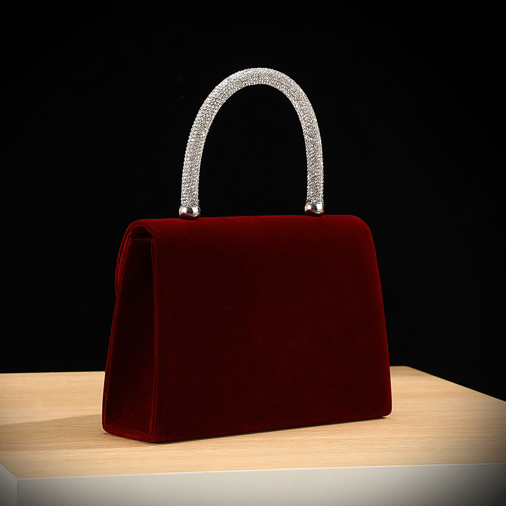 Новая бархатная сумочка с бант – обзор и цена Luxury Bags Outlet